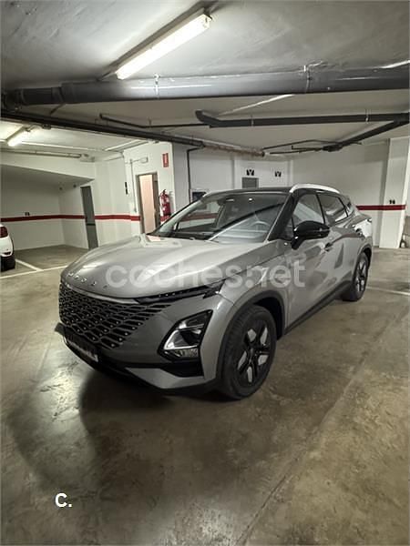 Usado Omoda 5 147 CV (108 kW) 2025 Gris / plata SUV