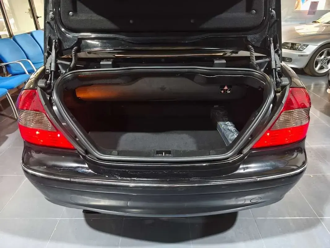 Usado Mercedes CLK200 Avantgarde 162 CV (119 kW) 2006 Negro Descapotable