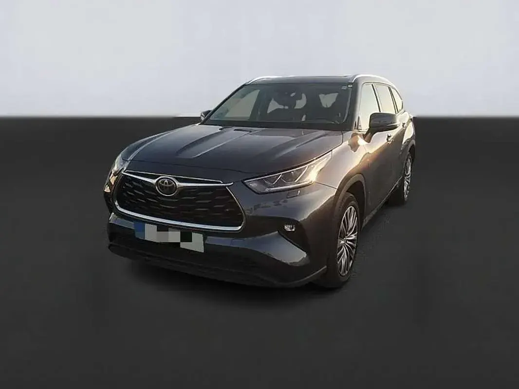 Usado Toyota Highlander Advance 190 CV (139 kW) 2022 Gris SUV