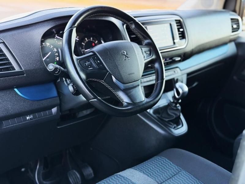 Usado Peugeot Traveller Active 120 CV (88 kW) 2019 Marrón Monovolumen