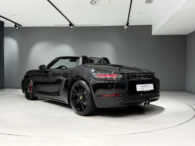 Usado Porsche 718 Boxster S 350 CV (257 kW) 2018 Negro Descapotable