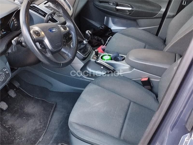 Usado Ford Grand C-Max Trend 115 CV (84 kW) 2011 Gris / plata Monovolumen
