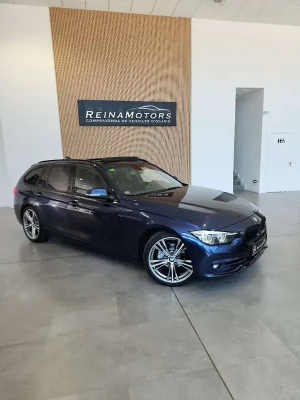 Usado BMW 320 Shadowline 184 CV (135 kW) 2018 Azul Familiar