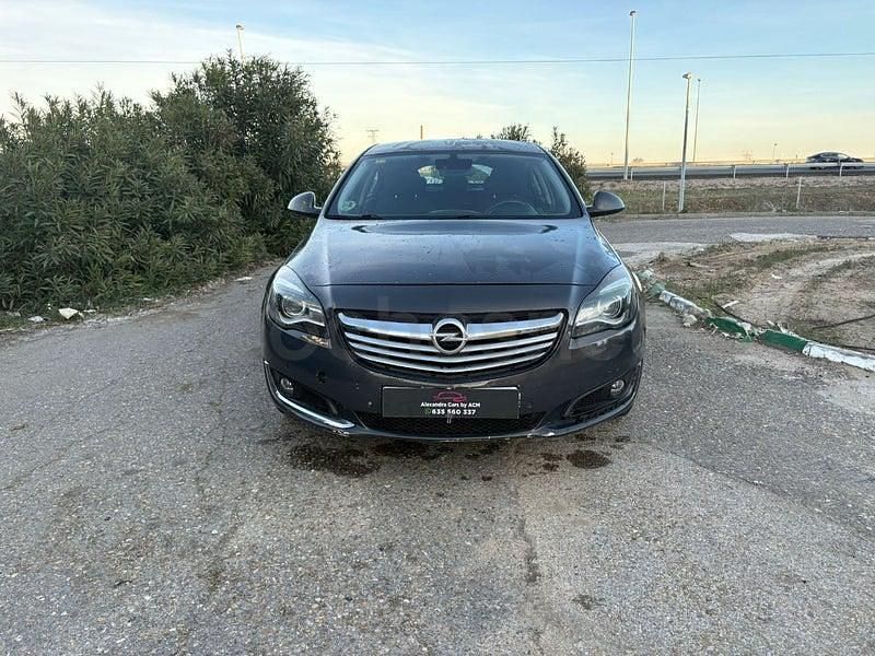 Usado Opel Insignia Excellence 163 CV (119 kW) 2013 Gris / plata Berlina