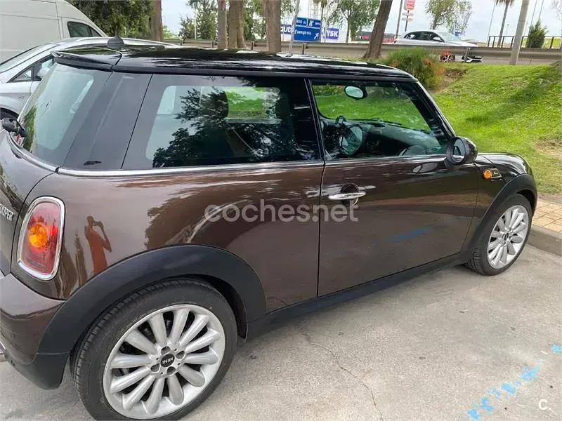 Usado Mini Cooper 120 CV (88 kW) 2009 Marrón Utilitario