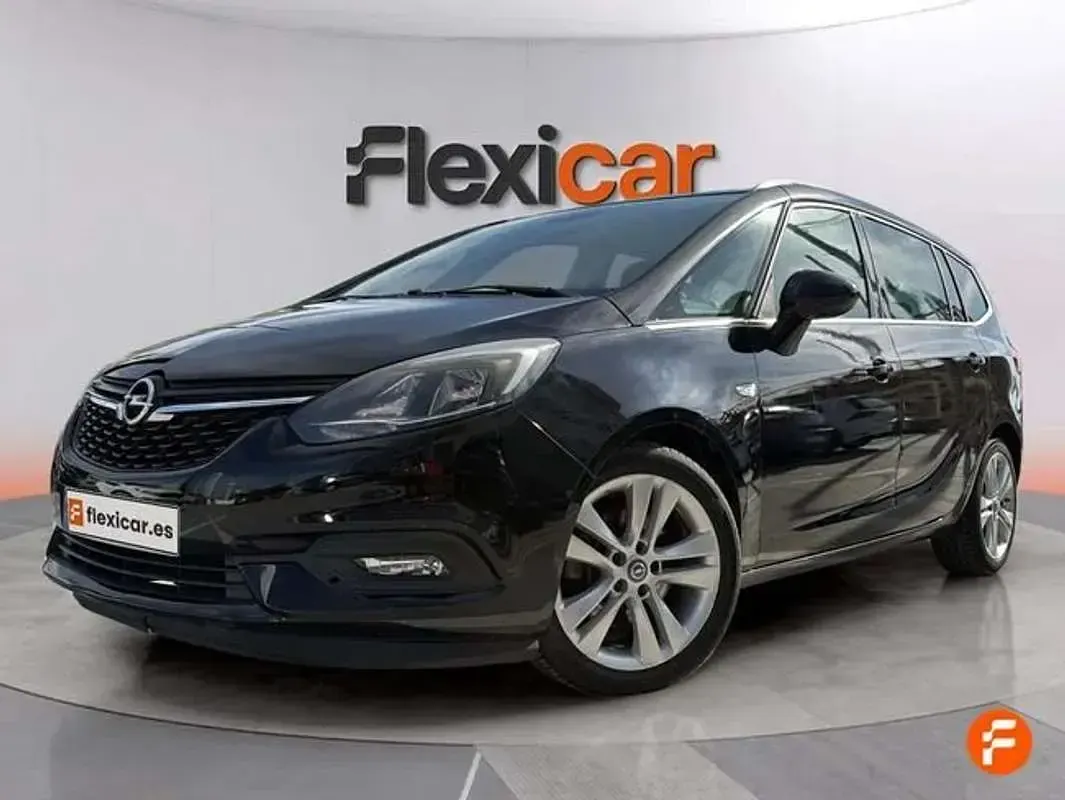Usado Opel Zafira Innovation 136 CV (100 kW) 2019 Negro Monovolumen