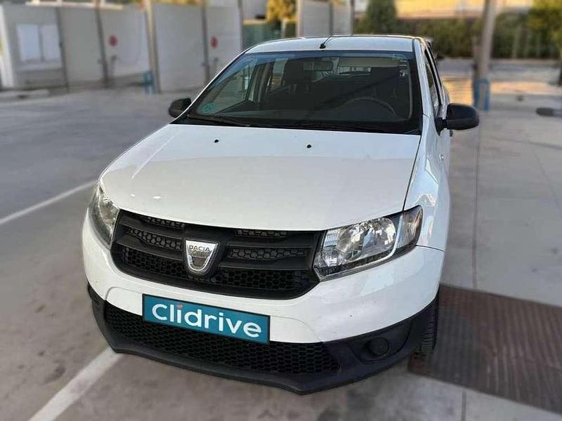 Usado Dacia Sandero Ambiance 75 CV (55 kW) 2014 Blanco Berlina