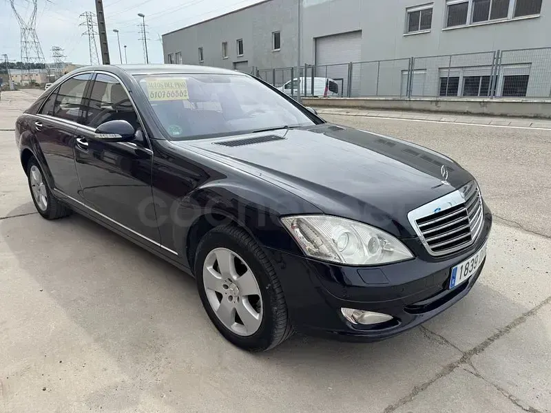 Usado Mercedes S500 306 CV (225 kW) 2005 Azul Berlina