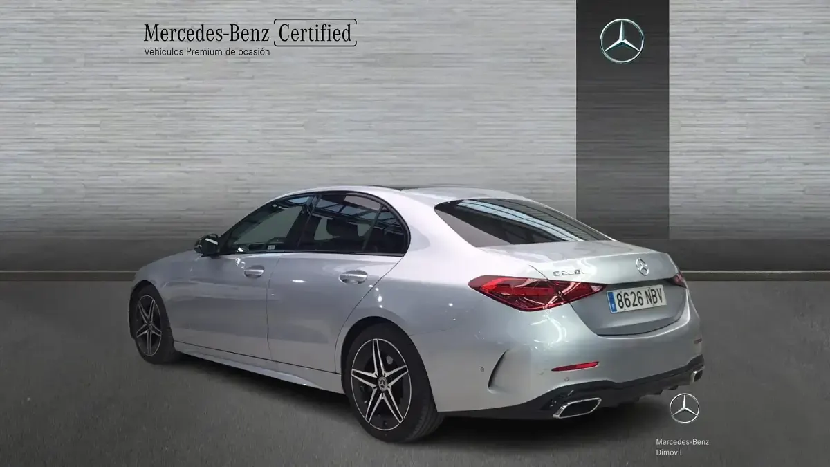 Usado Mercedes C220 AMG line 200 CV (147 kW) 2025 Gris Berlina