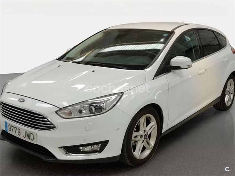 Usado Ford Focus Titanium 125 CV (91 kW) 2016 Blanco Berlina
