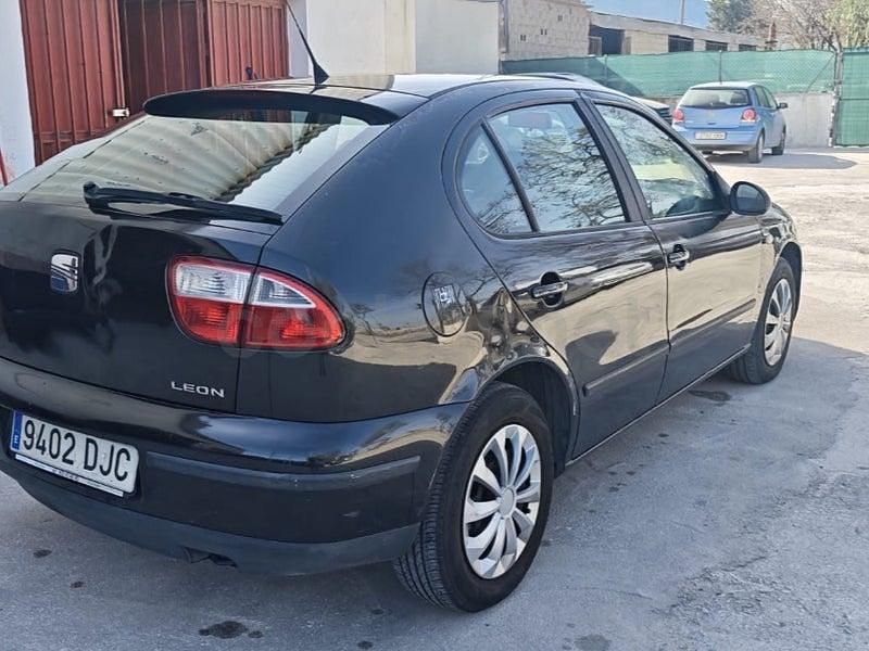 Brugt Seat Leon Sport 102 HK (75 kW) 2005 Sort Hatchback