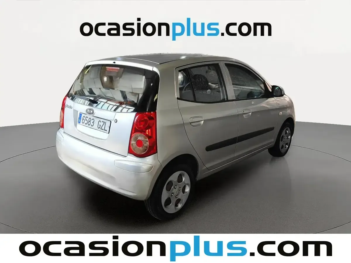 Usado Kia Picanto 62 CV (45 kW) 2010 Gris Utilitario