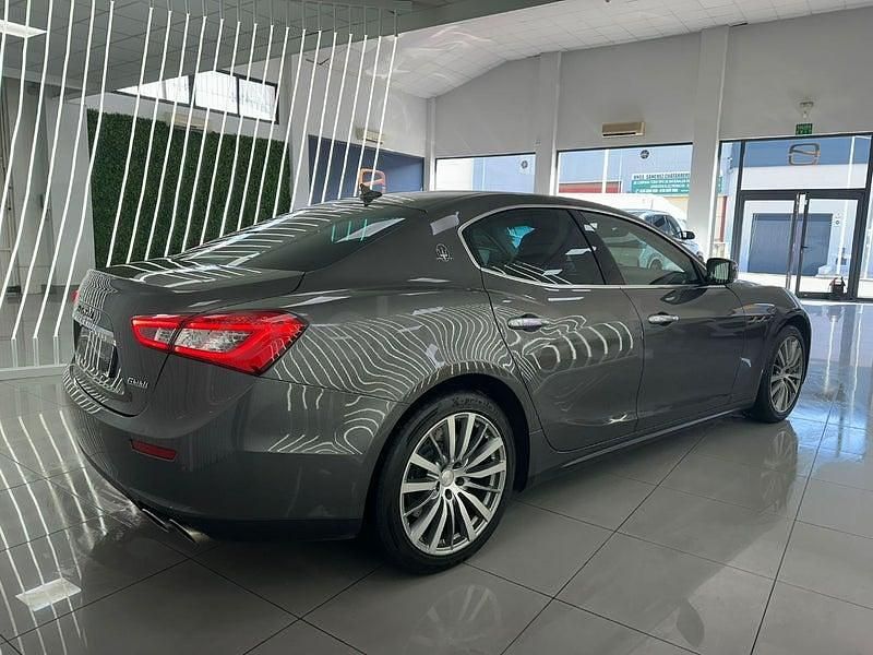 Usado Maserati Ghibli 330 CV (242 kW) 2016 Gris / plata Berlina