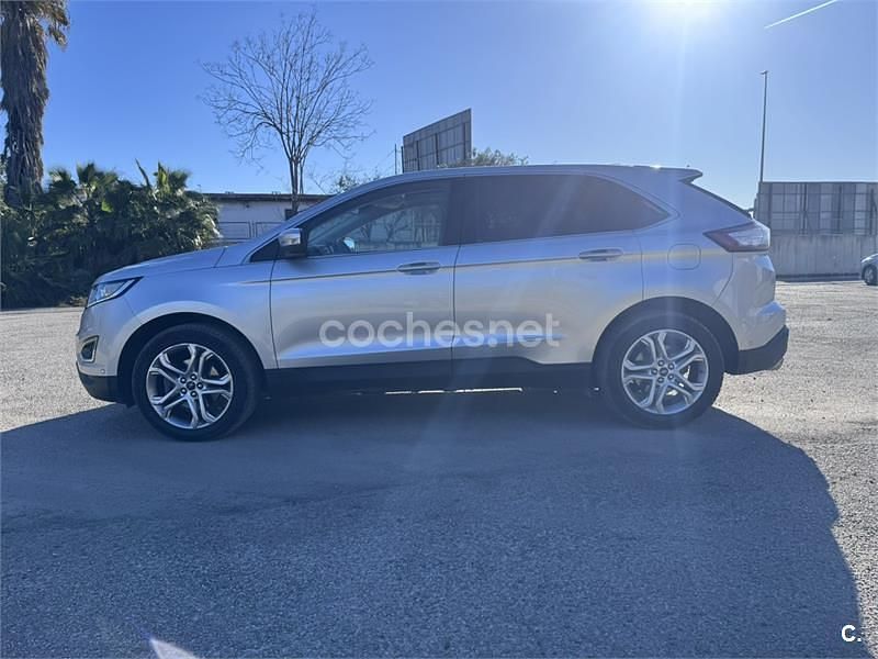 Usado Ford Edge Titanium 210 CV (154 kW) 2016 Gris / plata SUV