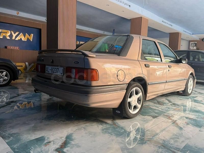 Usado Ford Sierra 123 CV (90 kW) 1987 Beige Berlina