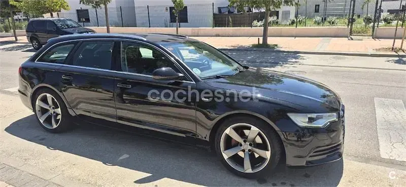 Usado Audi A6 S-Line 177 CV (130 kW) 2011 Negro Familiar