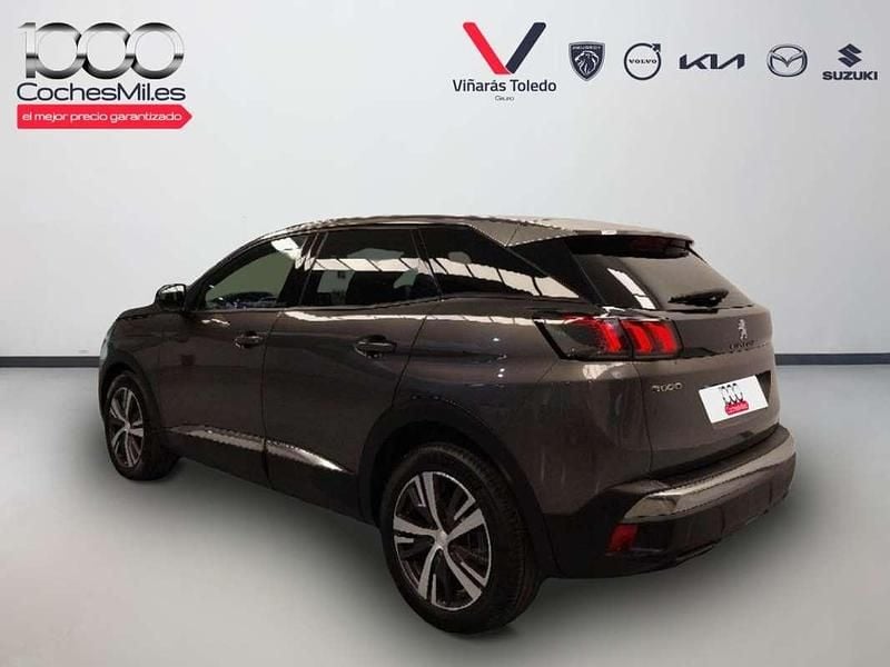 Usado Peugeot 3008 Allure 131 CV (96 kW) 2024 Gris SUV