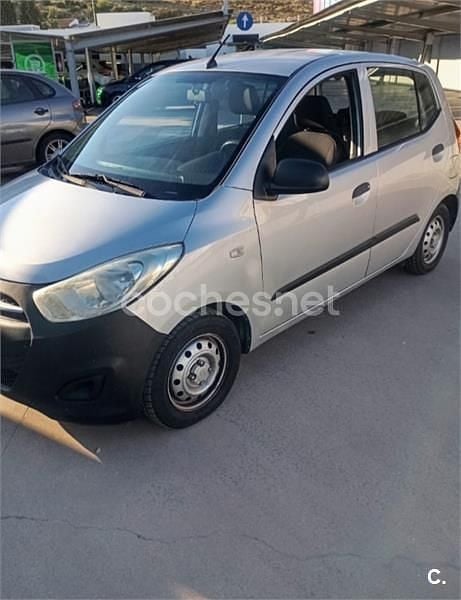 Usado Hyundai i10 Classic 69 CV (50 kW) 2012 Gris / plata Utilitario
