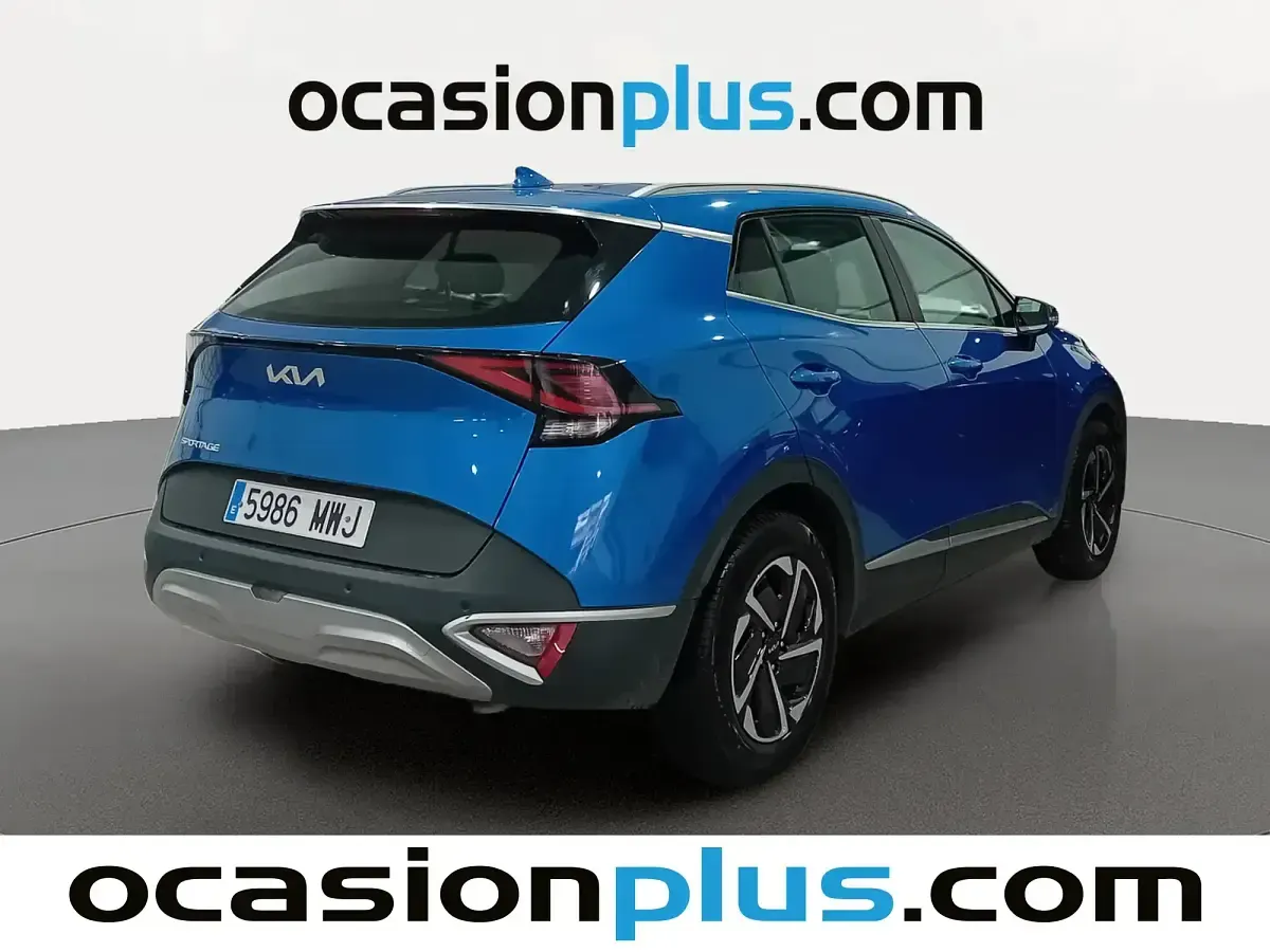 Käytetty Kia Sportage 160 HP (117 kW) 2024 Sininen Katumaasturi