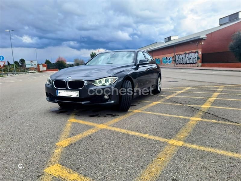 Usado BMW 318 143 CV (105 kW) 2014 Gris / plata Berlina