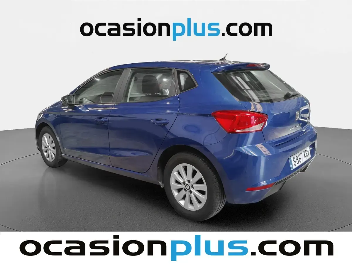 Usado Seat Ibiza Style 80 CV (58 kW) 2018 Azul Utilitario