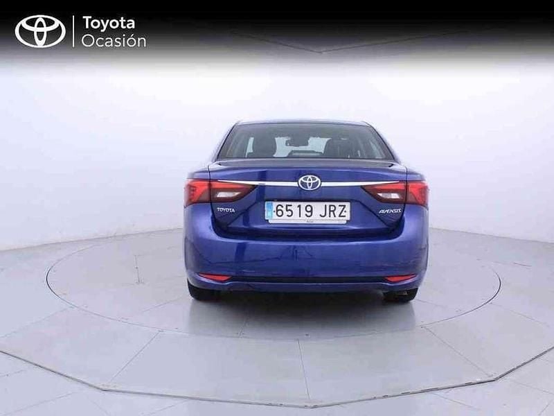 Usado Toyota Avensis Advance 143 CV (105 kW) 2016 Azul Berlina