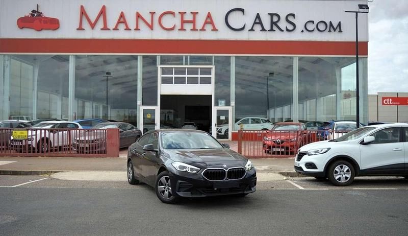 Usado BMW 216 Luxury Line 116 CV (85 kW) 2021 Gris / plata Coupe
