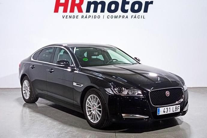Usado Jaguar XF Prestige 163 CV (119 kW) 2016 Berlina
