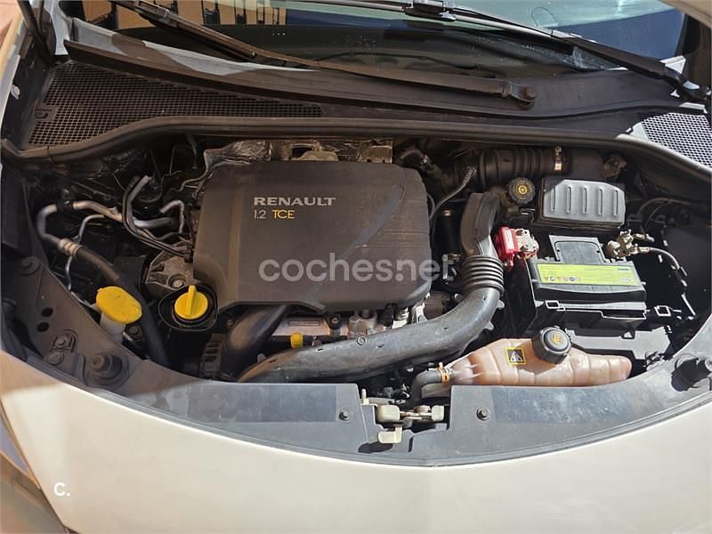 Usado Renault Clio II Extreme 100 CV (73 kW) 2008 Blanco Berlina