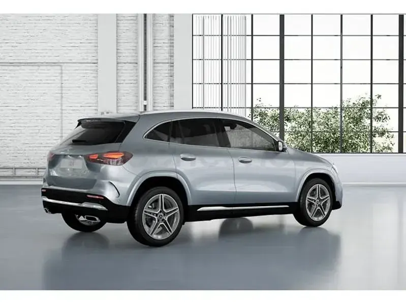 Begagnad Mercedes GLA200 150 HK (110 kW) 2025 Silver SUV