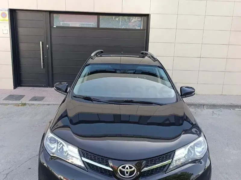 Usado Toyota RAV4 Advance 124 CV (91 kW) 2015 Marrón SUV