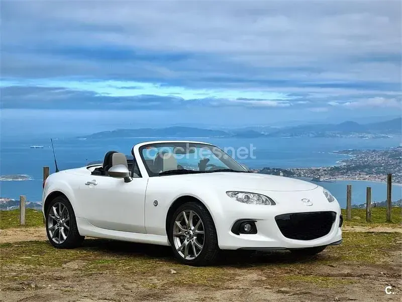 Usado Mazda MX5 160 CV (117 kW) 2014 Blanco Descapotable