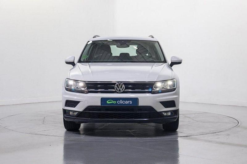 Usado VW Tiguan Edition 130 CV (95 kW) 2019 Blanco SUV