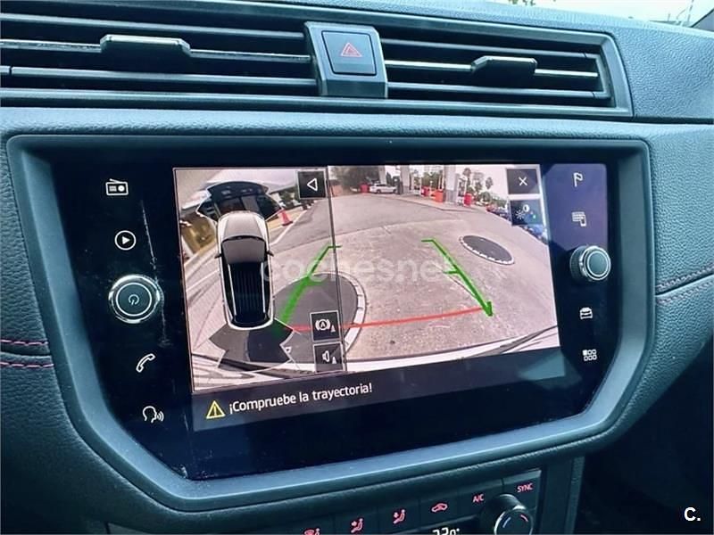 Usado Seat Arona Ecomotive 115 CV (84 kW) 2019 Blanco SUV