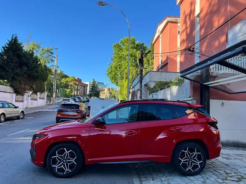 Usado Hyundai Tucson N Line 150 CV (110 kW) 2022 Rojo SUV