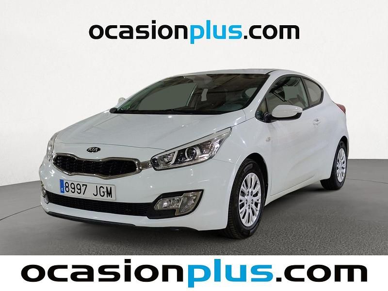 Blanco Usado 2015 Kia ProCeed Utilitario | 10.500 € (Caro) - Imagen 1/4