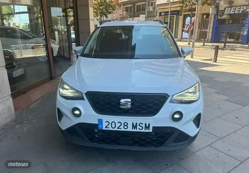 Usado Seat Arona 115 CV (84 kW) 2024 Blanco SUV