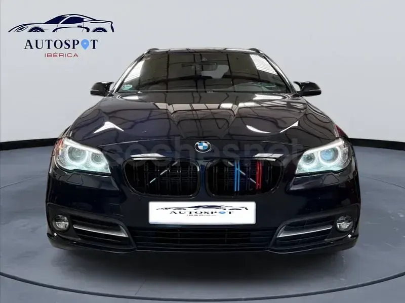 Usado BMW 520 190 CV (139 kW) 2016 Azul Familiar