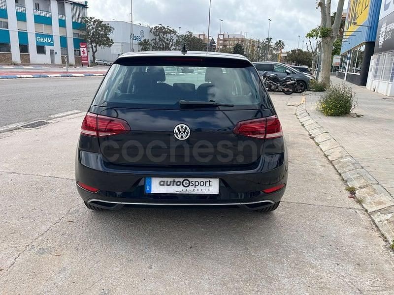 Usado VW Golf VII Advance 115 CV (84 kW) 2018 Negro Berlina
