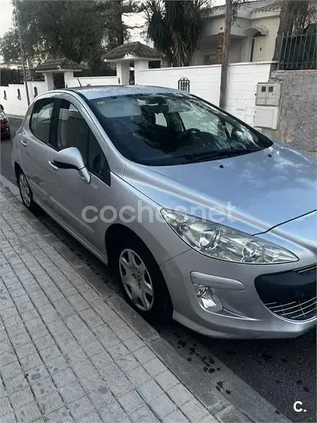 Usado Peugeot 308 Active 92 CV (67 kW) 2010 Gris / plata Berlina