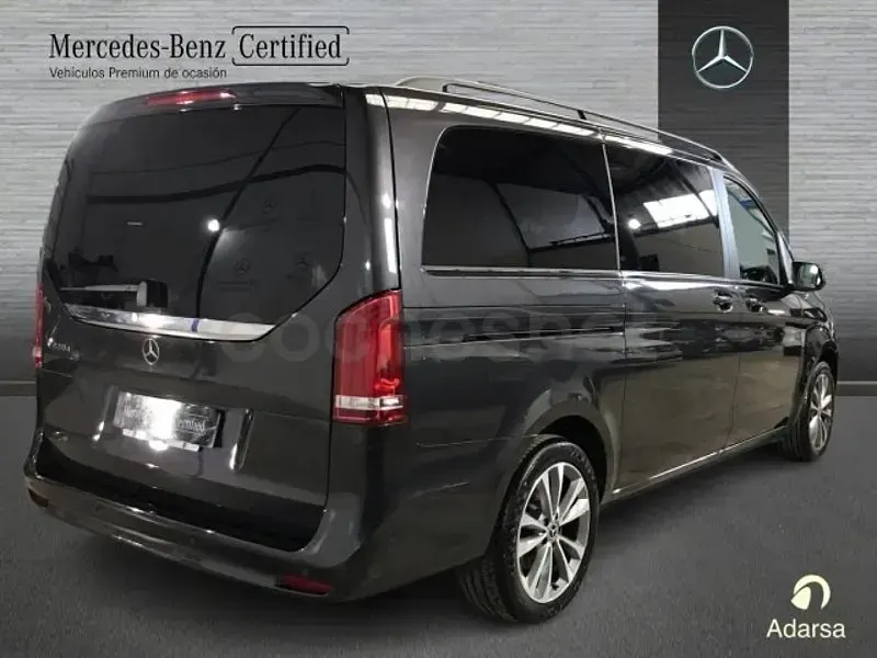 Usado Mercedes V220 Avantgarde 163 CV (119 kW) 2023 Negro Monovolumen