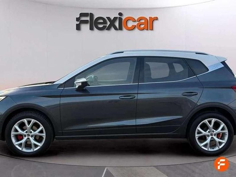 Usado Seat Arona FR 150 CV (110 kW) 2023 Gris SUV
