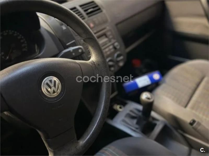 Usado VW Polo Edition 80 CV (58 kW) 2007 Azul Berlina