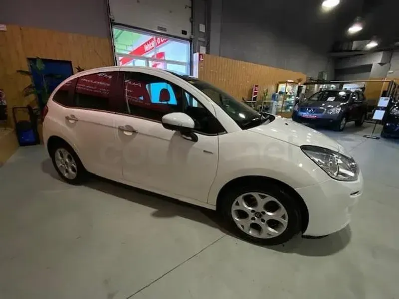 Usado Citroën C3 PureTech 82 CV (60 kW) 2016 Blanco Berlina