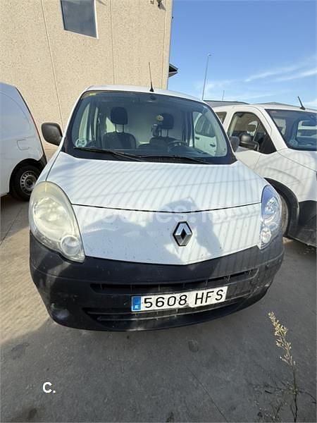 Usado Renault Kangoo 70 CV (51 kW) 2010 Blanco Familiar