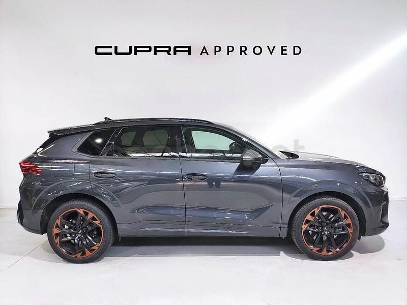 Usado Cupra Terramar 204 CV (150 kW) 2025 Gris / plata SUV