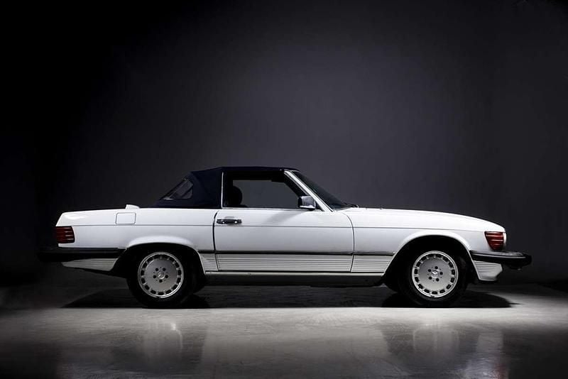 Usado Mercedes 560 241 CV (177 kW) 1986 Blanco Descapotable