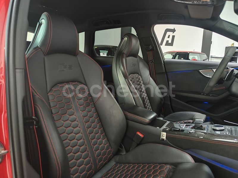 Usado Audi RS4 Sport 450 CV (330 kW) 2018 Rojo Familiar