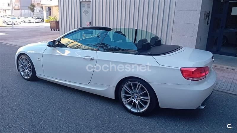 Occasion BMW 320 Cabriolet 177 ch (130 kW) 2009 Blanc Cabriolet