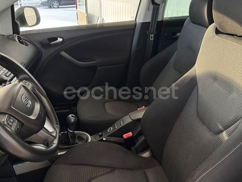 Usado Seat Altea XL Style 140 CV (102 kW) 2012 Blanco Monovolumen